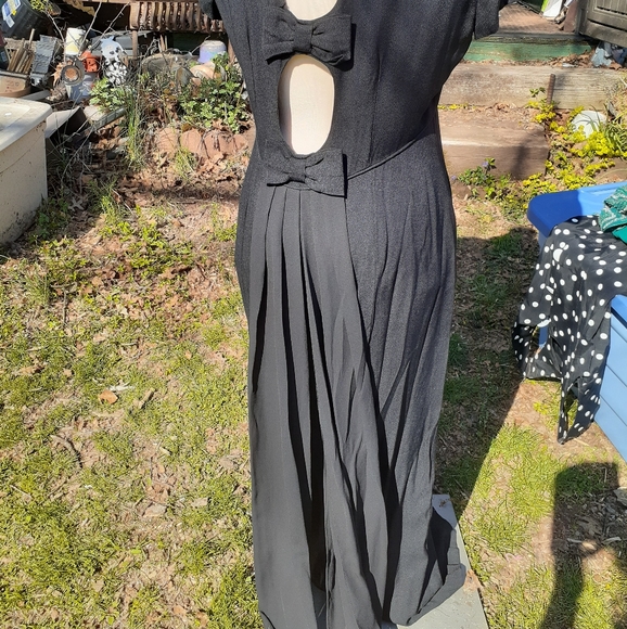 Jeffrey & Dara long black dress with bows, 12 - Picture 6 of 6